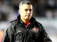 Jair Ventura diz que causou derrota do Vitória contra Santos