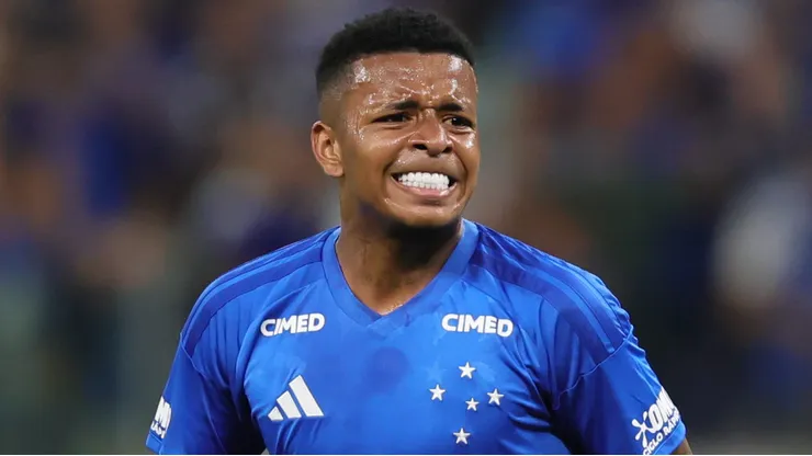 Arroyo durante confronto contra o Vitória no Brasileirão de 2026.