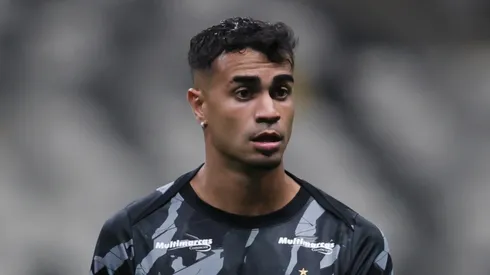 Reinier jogador do Atlético durante aquecimento antes da partida contra o Remo no estádio Arena MRV pelo campeonato Brasileiro A 2026. Foto: Gilson Lobo/AGIF