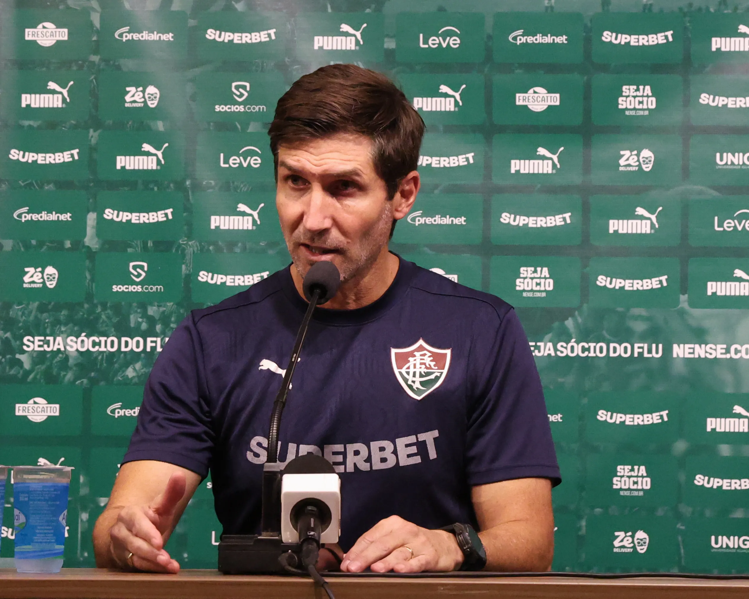 Maxi Cuberas, auxiliar de Luis Zubeldía. Foto: Marcelo Gonçalves/Fluminense