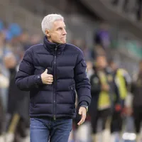 Luís Castro pede e Grêmio define chegada de lateral e "camisa 10"
