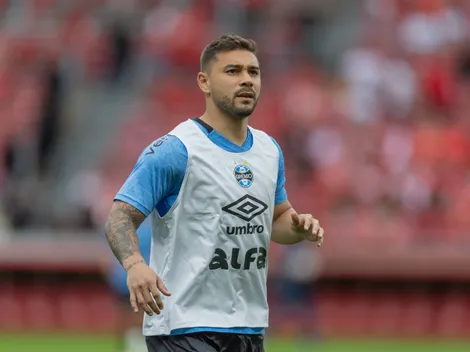 Grêmio toma decisão e irá negociar João Pedro após lateral perder espaço