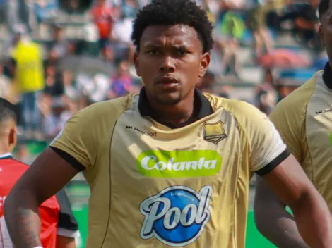 Athletico-PR contrata centroavante Jorge Rivaldo