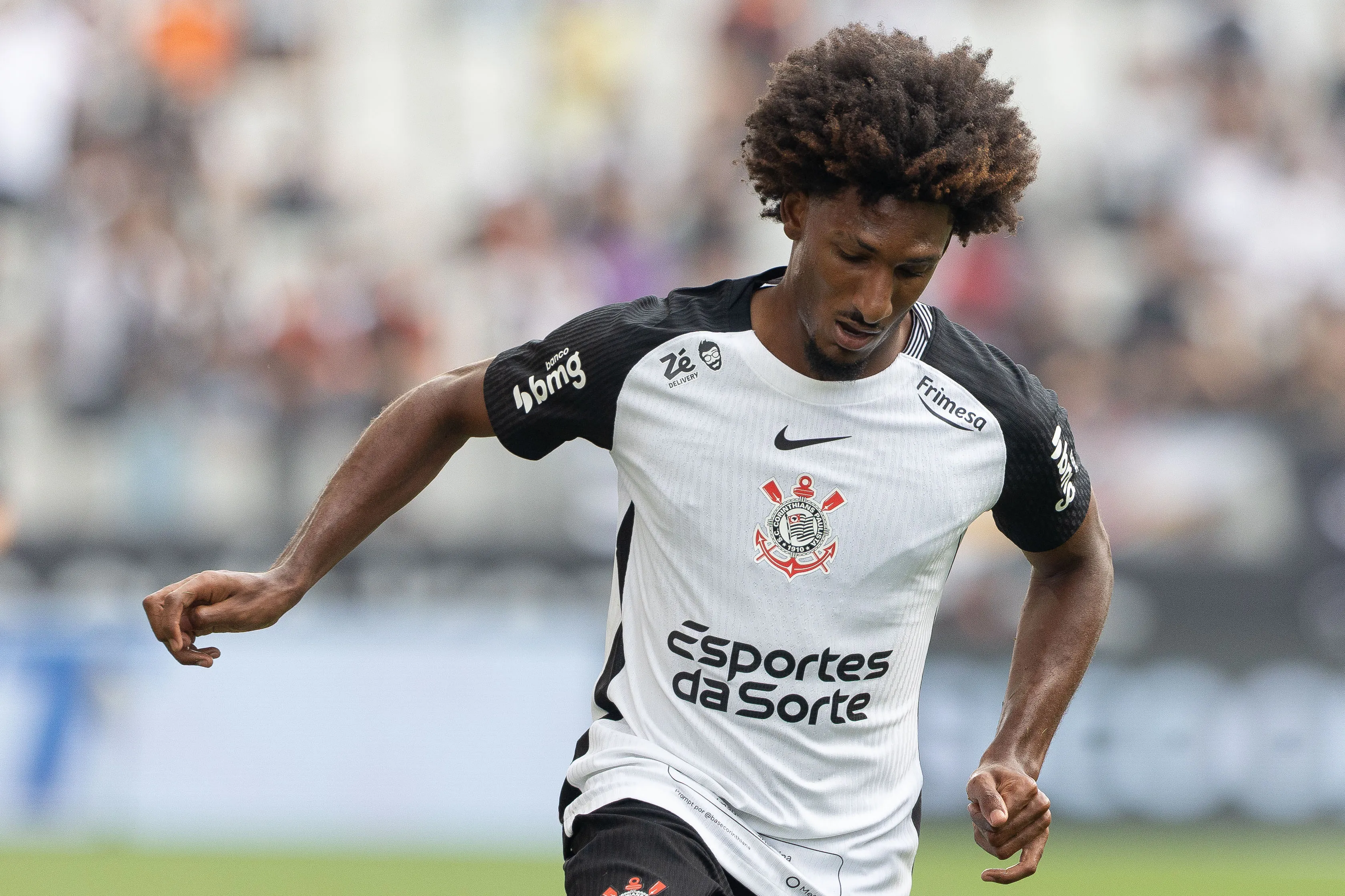 Talles Magno jogador do Corinthians durante partida contra o Juventude no estadio Arena Corinthians pelo campeonato Brasileiro A 2025. Foto: Joisel Amaral/AGIF