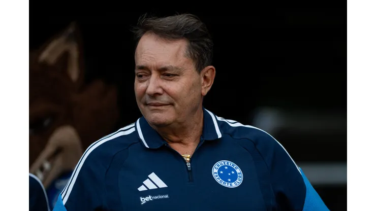 MG - BELO HORIZONTE - 10/01/2026 - MINEIRO 2026, CRUZEIRO X POUSO ALEGRE - Pedrinho do Cruzeiro durante aquecimento antes da partida contra o Pouso Alegre no estadio Mineirao pelo campeonato Mineiro 2026. Foto: Alessandra Torres/AGIF