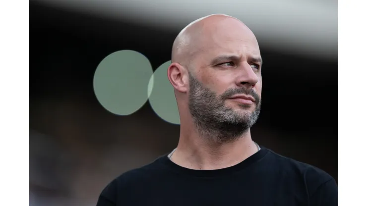 RJ - RIO DE JANEIRO - 02/05/2026 - BRASILEIRO A 2026, BOTAFOGO X REMO - Franclim Carvalho tecnico do Botafogo durante partida contra o Remo no estadio Engenhao pelo campeonato Brasileiro A 2026. Foto: Jorge Rodrigues/AGIF