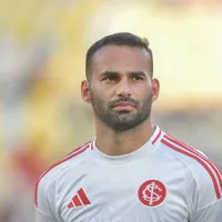 Internacional faz proposta de renovação para Thiago Maia e aguarda resposta