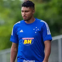 Cruzeiro faturará R$ 2,07 milhões com Éderson