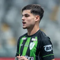 Paulinho busca informações sobre o Vasco