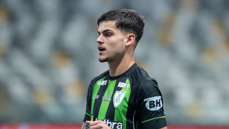 Paulinho vai reforçar o Vasco para a sequência da temporada 2026. Foto: Alessandra Torres/AGIF