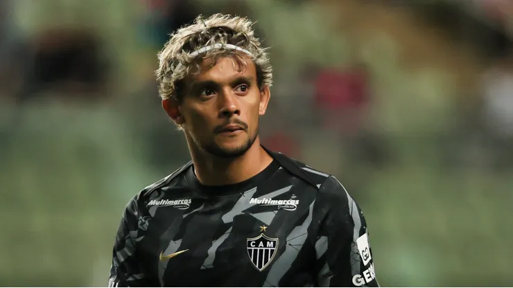 Gustavo Scarpa jogador do Atletico durante aquecimento antes da partida contra o America-MG no estadio Independencia pelo campeonato Mineiro 2026. Foto: Gilson Lobo/AGIF