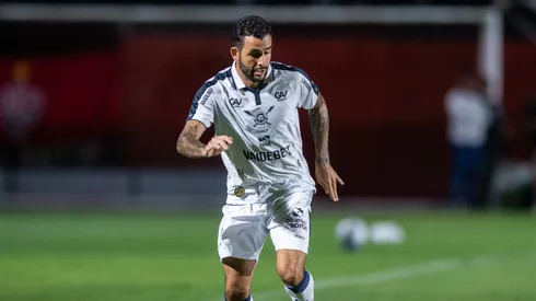 Marcelinho jogador do Remo durante partida contra o Vitoria no estadio Barradao pelo campeonato Brasileiro A 2026. Foto: Jhony Pinho/AGIF
