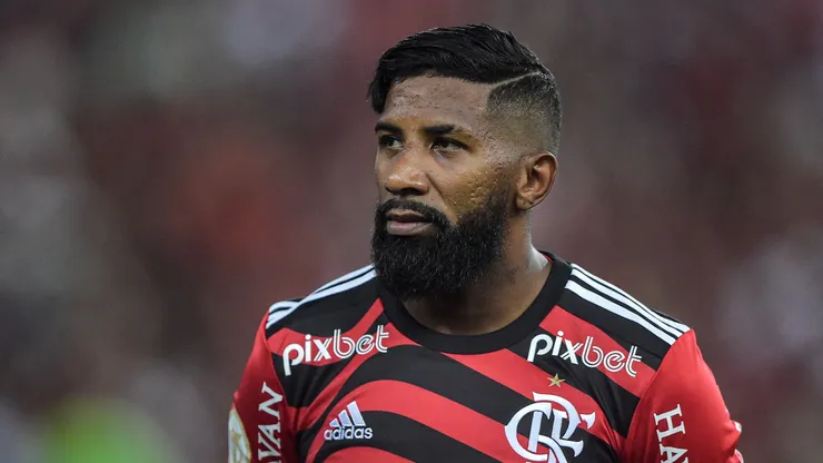 Rodinei deseja sorte ao Brasil na Copa do Mundo. Foto: Thiago Ribeiro/AGIF