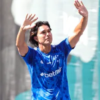 Ídolo celeste se despede do futebol