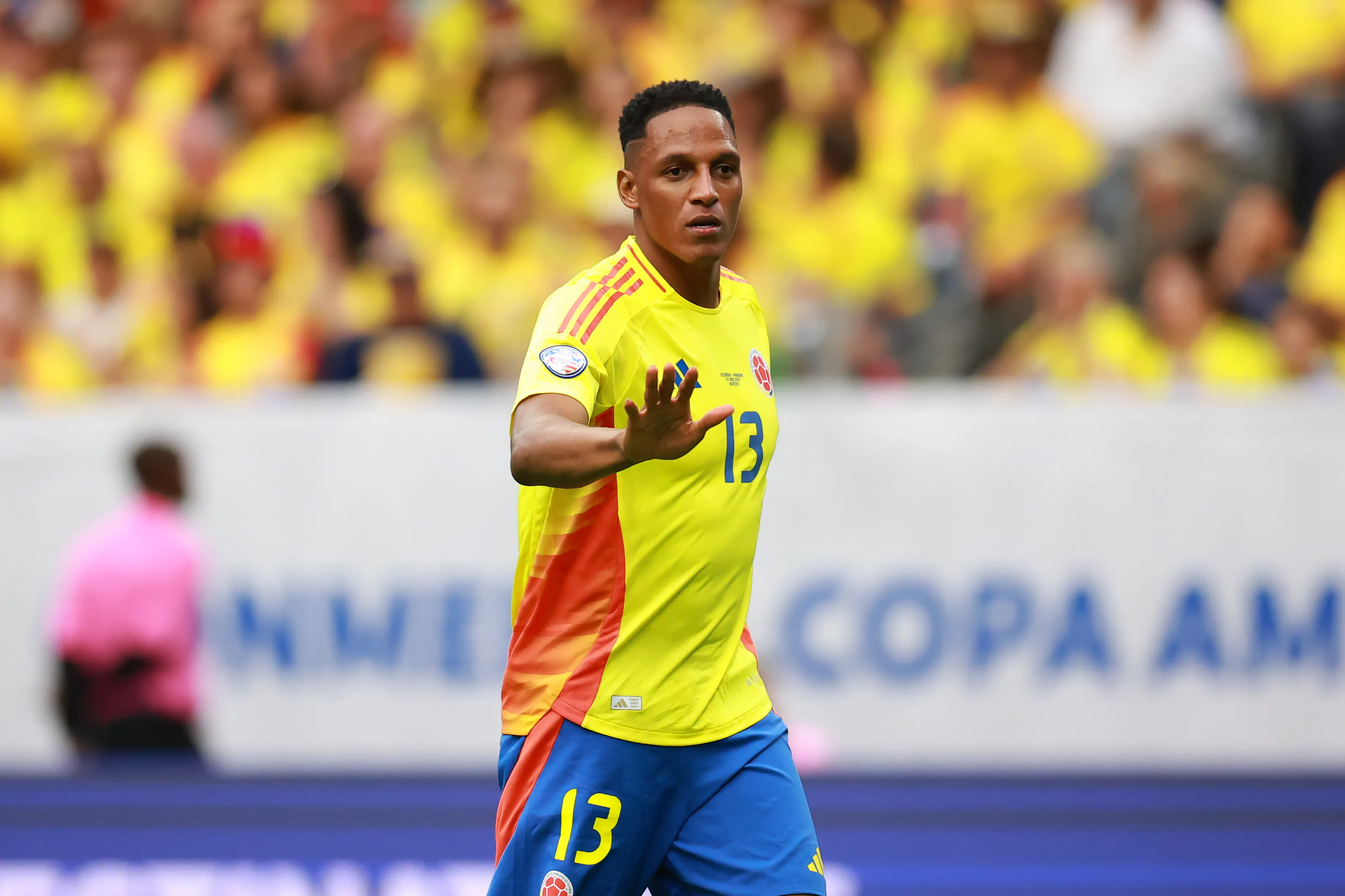 HOUSTON, TEXAS – JUNE 24: Yerry Mina of Colombia gestures during the CONMEBOL Copa America 2024 Group D match between Colombia and Paraguay at NRG Stadium on June 24, 2024 in Houston, Texas. (Photo by Hector Vivas/Getty Images)