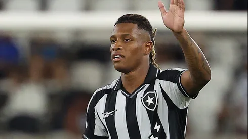 Danilo of Botafogo celebrates after scoring the first goal of his team during the match between Botafogo and Cruzeiro as part of Brasileirao 2026 at Estadio Olimpico Nilton Santos on January 29, 2026 in Rio de Janeiro, Brazil. (Photo by Wagner Meier/Getty Images)