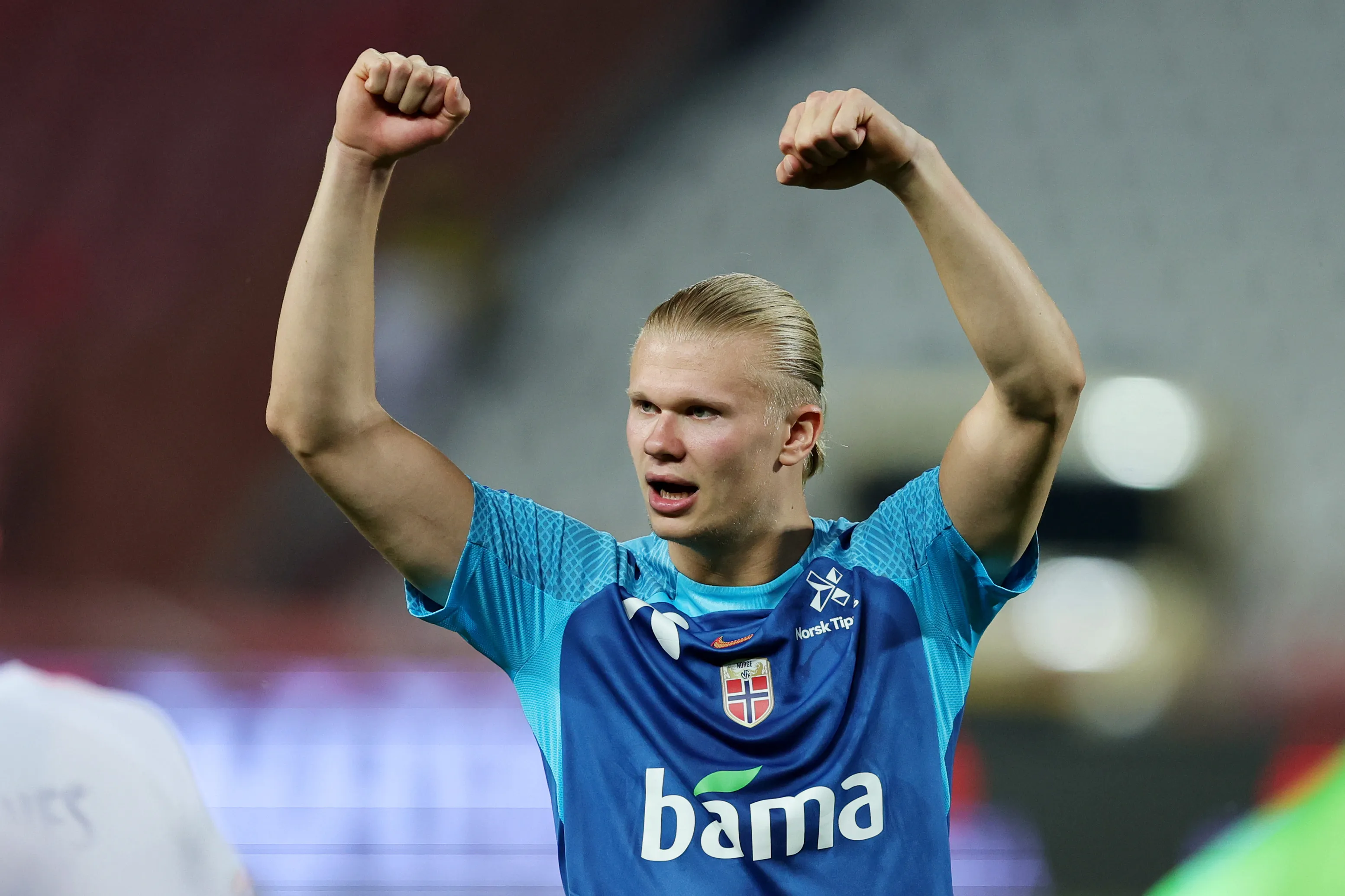 Erling Haaland é a principal esperança da Noruega para a Copa do Mundo – Foto: Srdjan Stevanovic/Getty Images.