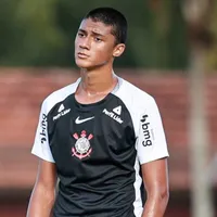 Diniz pode dar primeira chance de Iago Machado no Corinthians