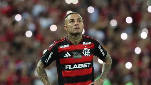 Everton Cebolinha of Flamengo looks on during the match between Flamengo and Bahia as part of Brasileirao 2025 at Maracana Stadium on May 10, 2025 in Rio de Janeiro, Brazil. (Photo by Wagner Meier/Getty Images)