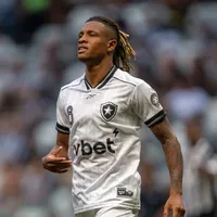 Danilo gera receita diária ao Botafogo