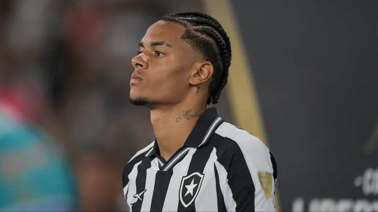 Newton pode deixar o Botafogo rumo ao São Paulo.