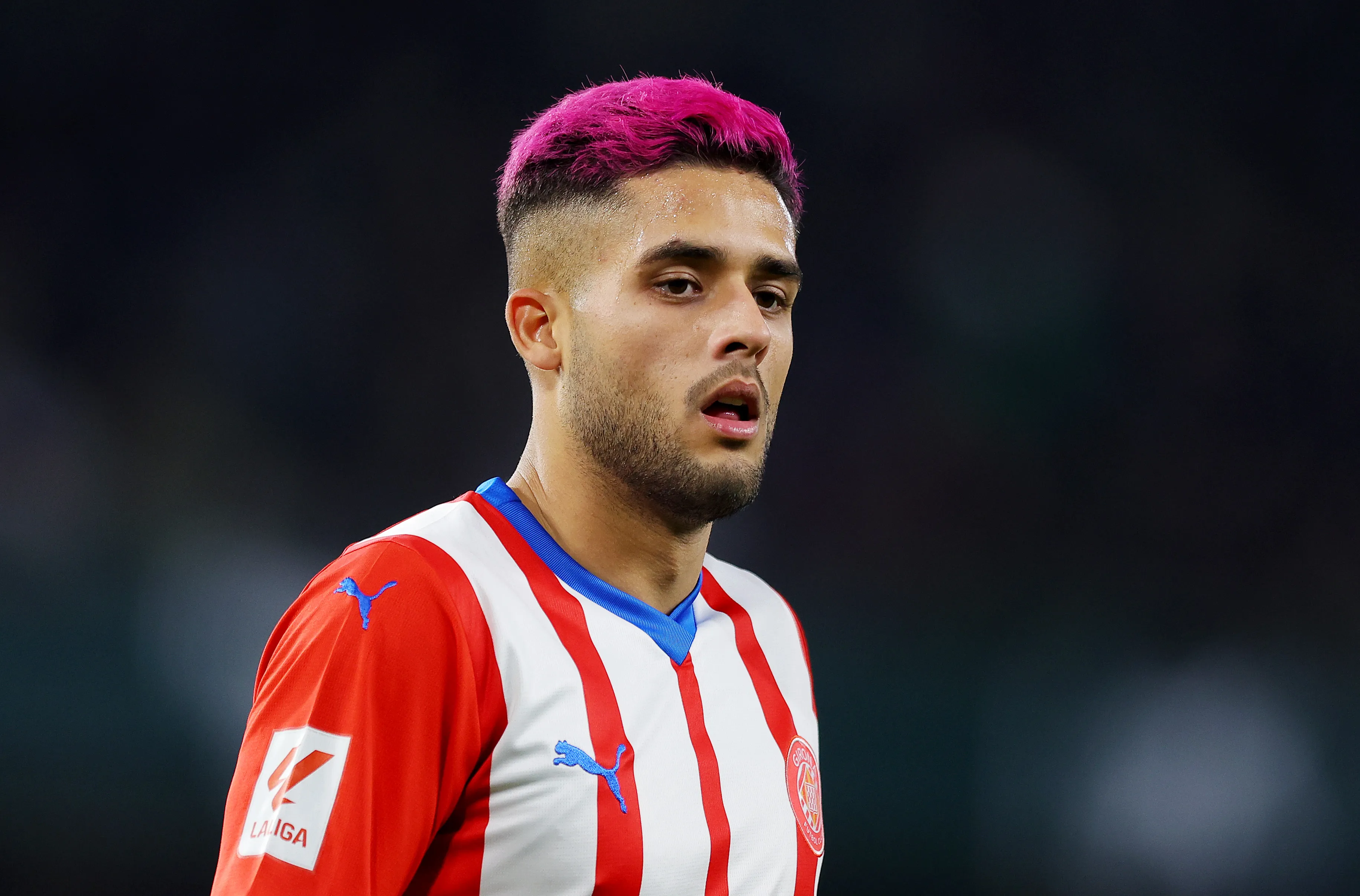 SEVILLE, SPAIN – DECEMBER 21: Yan Couto of Girona FC looks on during the LaLiga EA Sports match between Real Betis and Girona FC at Estadio Benito Villamarin on December 21, 2023 in Seville, Spain. (Photo by Fran Santiago/Getty Images)