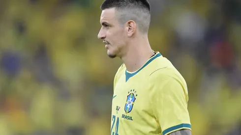 Ibañez, torcedor do Grêmio e jogador da seleção. Foto: Thiago Ribeiro/AGIF