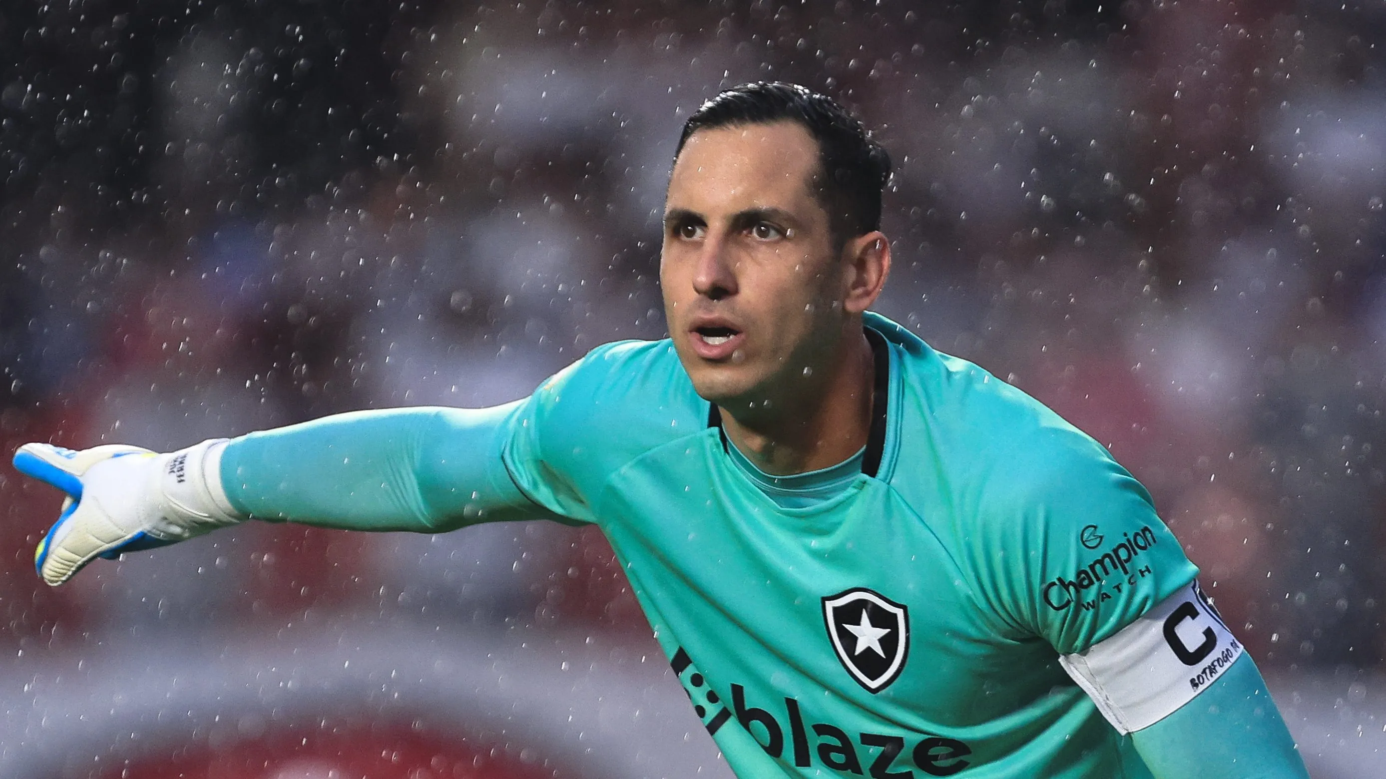 Gatito Fernández durante partida contra o São Paulo no Campeonato Brasileiro de 2022. Foto: Ettore Chiereguini/AGIF
