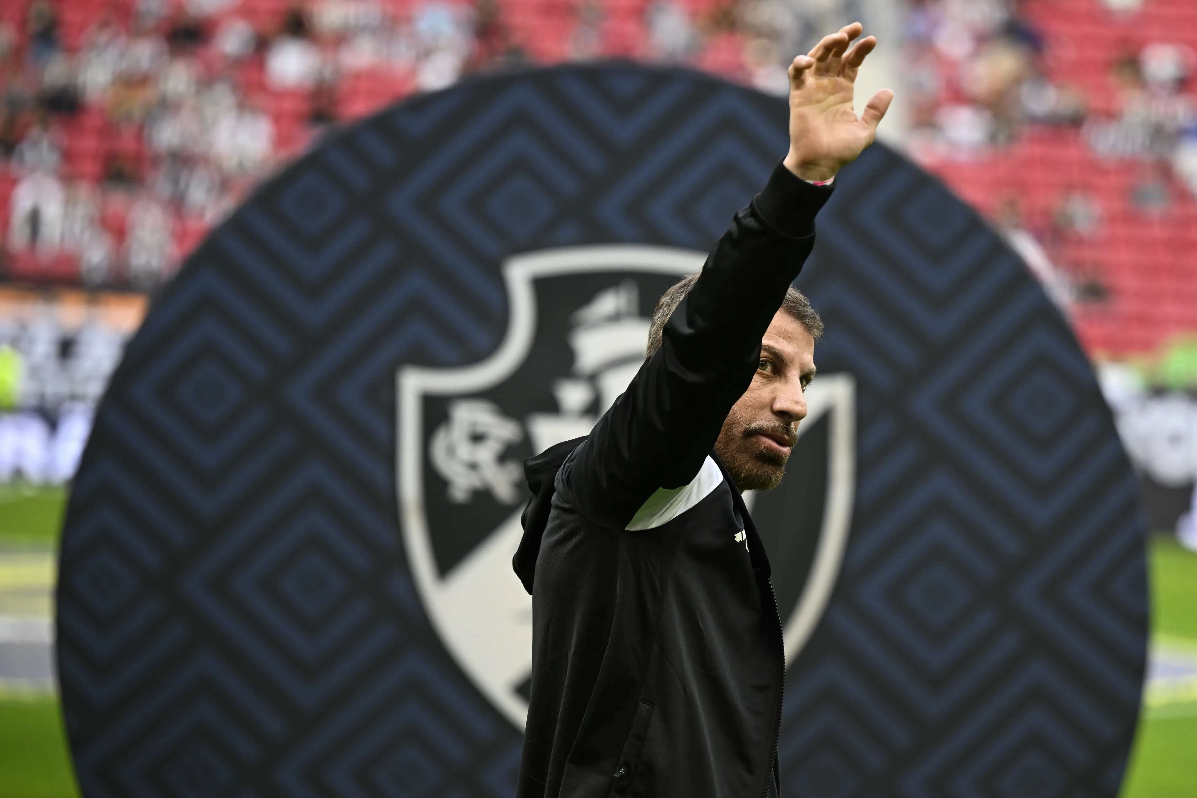 DF – BRASILIA – 12/07/2025 – BRASILEIRO A 2025, VASCO X BOTAFOGO – Pedrinho presidente do Vasco antes da partida contra o Botafogo no estadio Mane Garrincha pelo campeonato Brasileiro A 2025. Foto: Mateus Bonomi/AGIF