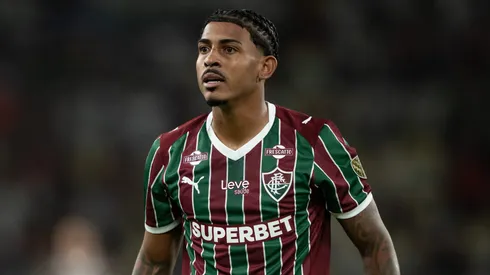 John Kennedy jogador do Fluminense durante partida contra o Deportivo La Guaira no estadio Maracana pelo campeonato Copa Libertadores 2026. Foto: Jorge Rodrigues/AGIF