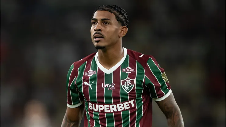 John Kennedy jogador do Fluminense durante partida contra o Deportivo La Guaira no estadio Maracana pelo campeonato Copa Libertadores 2026. Foto: Jorge Rodrigues/AGIF