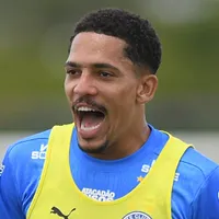 Athletico-PR mira Gilberto após fracasso por Rodinei