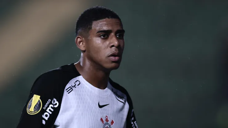Gui negao jogador do Corinthians durante partida contra o Portuguesa Paulista no estadio Caninde pelo campeonato Paulista 2026. Foto: Marcello Zambrana/AGIF