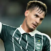 Companheiro aponta falta de oportunidades para Lavega no Flu