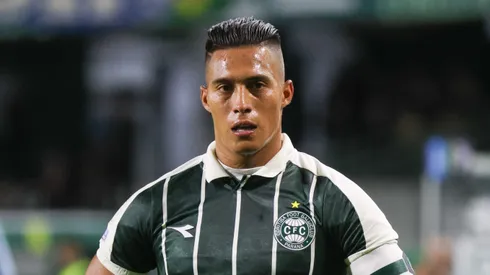 PR - CURITIBA - 25/05/2026 - BRASILEIRO A 2026, CORITIBA X BAHIA - Sebastian Gomez jogador do Coritiba durante partida contra o Bahia no estadio Couto Pereira pelo campeonato Brasileiro A 2026. Foto: Robson Mafra/AGIF