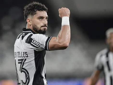 Alex Telles ganha apoio da torcida do Palmeiras para substituir Jefté