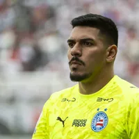 João Paulo, alvo do Botafogo, deve retornar ao Santos e Glorioso busca outro goleiro