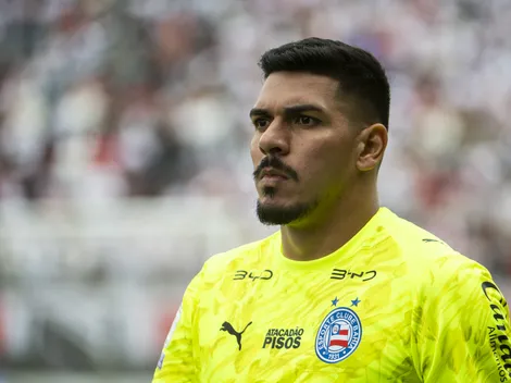 João Paulo, alvo do Botafogo, deve retornar ao Santos e Glorioso busca outro goleiro