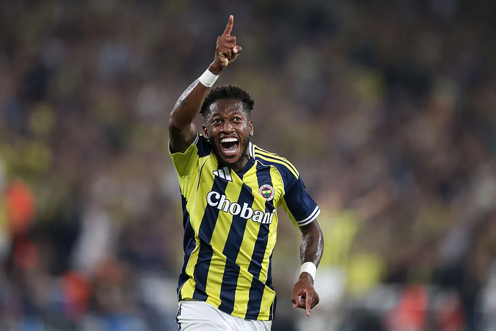 Fred em ação pelo Fenerbahçe. Foto: Ahmad Mora/Getty Images