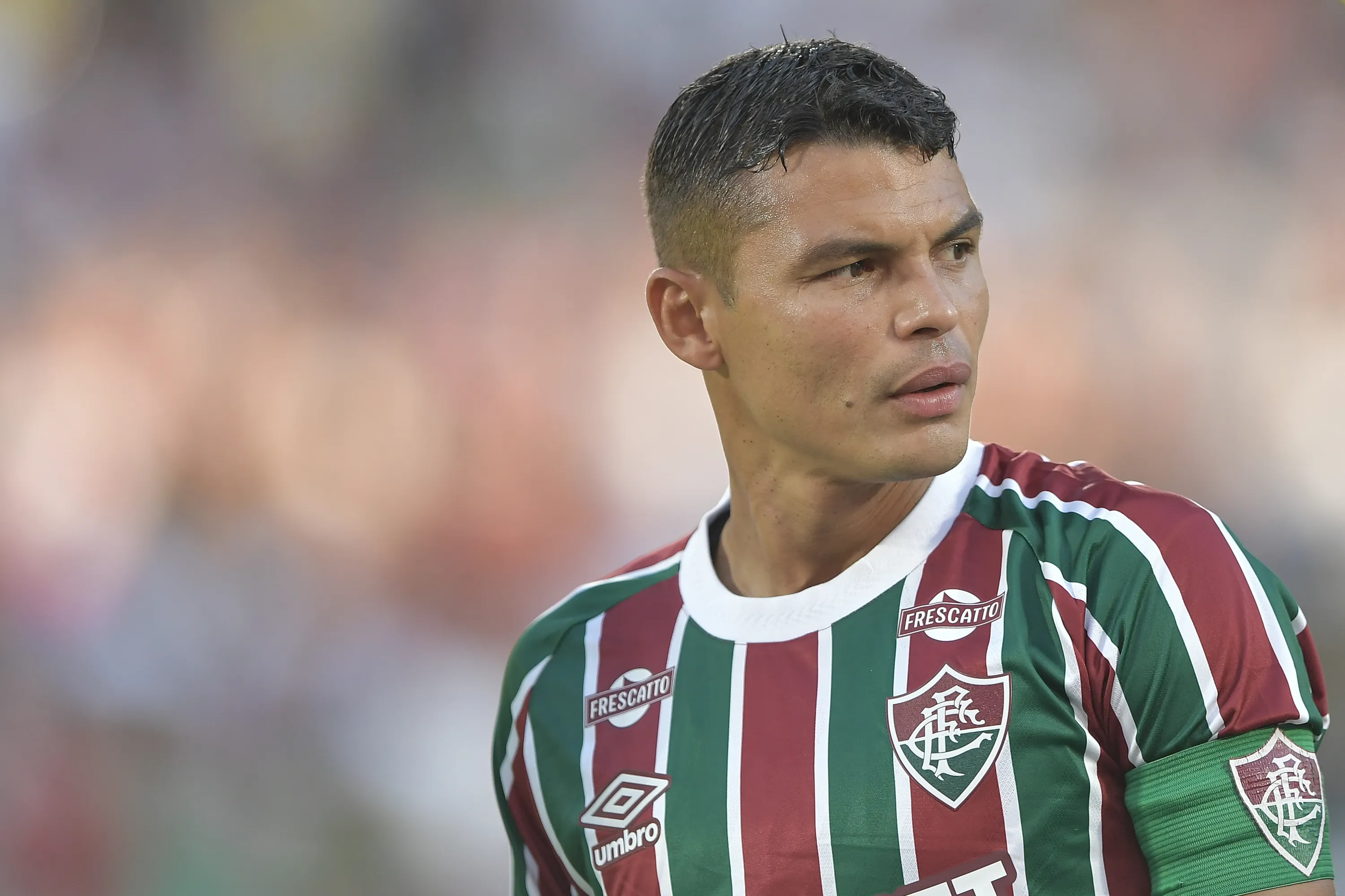 Thiago Silva atuando no Fluminense em 2025 – Foto: Thiago Ribeiro/AGIF