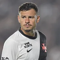 Vasco tem três volantes com futuro aberto
