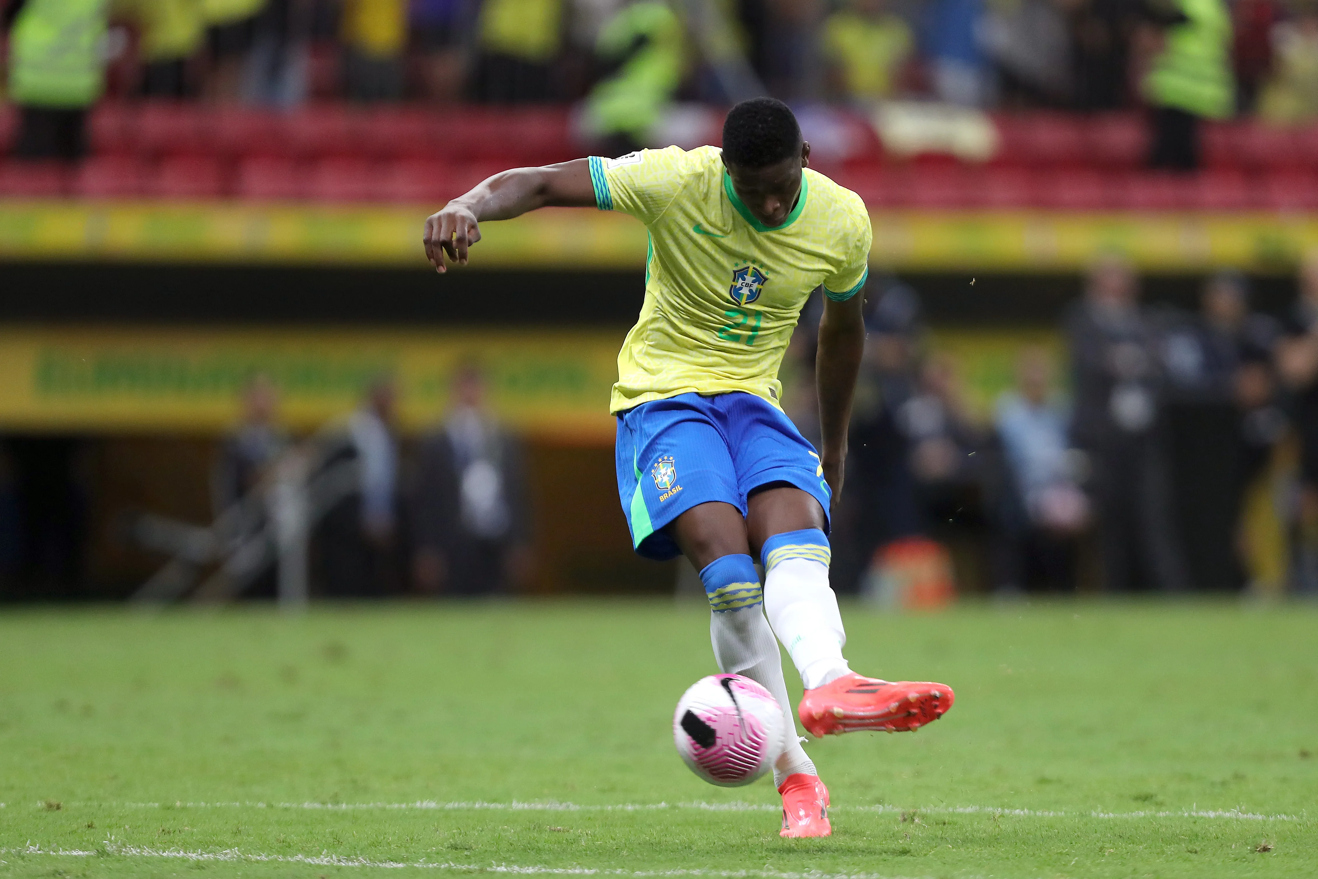 BRASILIA, BRAZIL – OCTOBER 15: Luiz Henrique of Brazil scores the team’s fourth goal during the FIFA World Cup 2026 South American Qualifier match between Brazil and Peru at Arena BRB Mané Garrincha on October 15, 2024 in Brasilia, Brazil. (Photo by Wagner Meier/Getty Images)