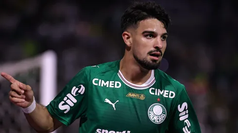 Flaco Lopez jogador do Palmeiras comemora seu gol durante partida contra o Mirassol no estadio Arena Barueri pelo campeonato Paulista 2026.