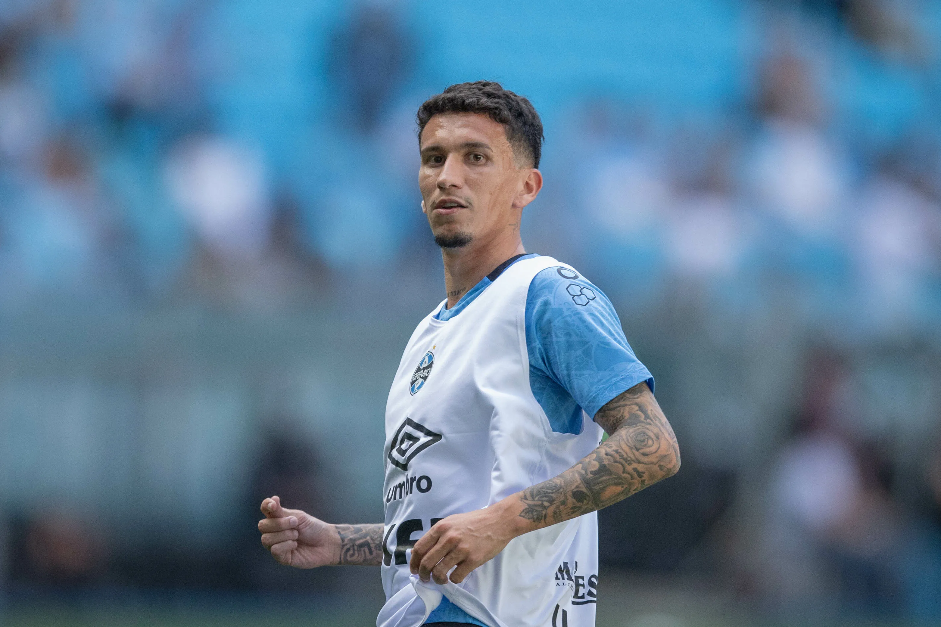 Dodi jogador do Gremio durante partida contra o Mirassol no estadio Arena do Gremio pelo campeonato Brasileiro A 2025. Foto: Liamara Polli/AGIF