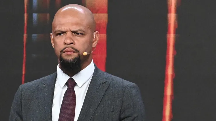 Felipe Melo coloca Brasil acima da Argentina na Copa do Mundo. Foto: Christian Alvarenga/Getty Images