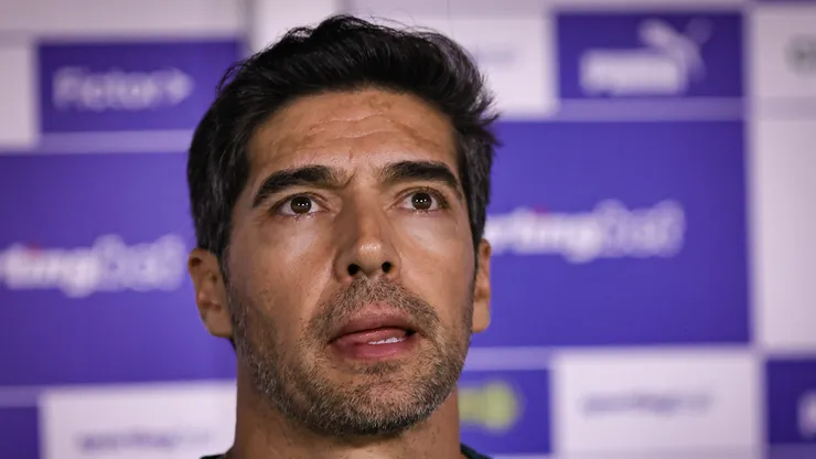 Abel Ferreira tecnico do Palmeiras durante partida contra o Mirassol no estadio Arena Barueri pelo campeonato Paulista 2026.
