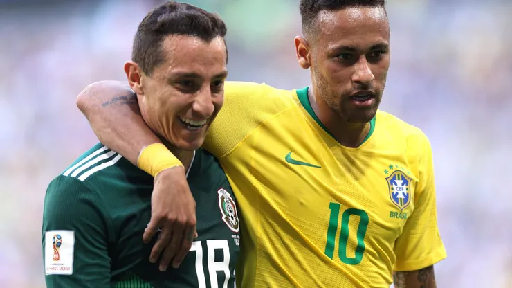 Guardado e Neymar na Copa do Mundo 2018. Foto: Buda Mendes/Getty Images