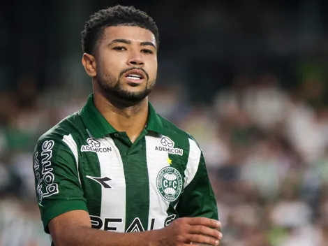 Flamengo sonda situação por contrataçao de Lucas Ronier, do Coritiba