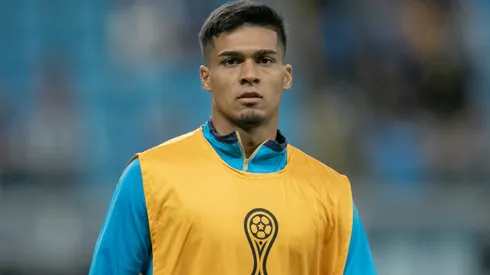Matias Arezo jogador do Gremio durante partida contra o Atletico Grau no estadio Arena do Gremio pelo campeonato Copa Sul-americana 2025.