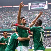 México estreia com vitória sobre a África do Sul